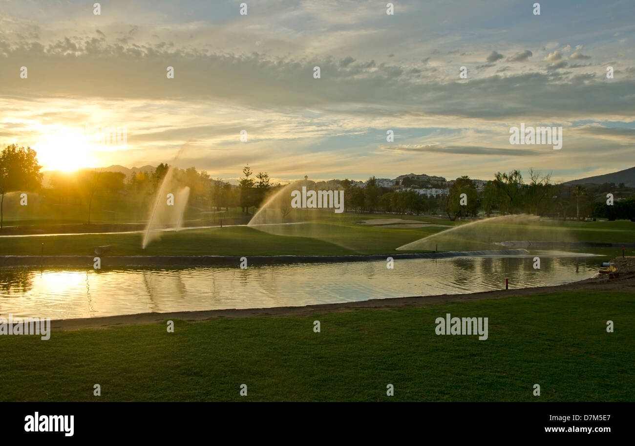 Campo da golf acquolina in Spagna, Mijas Golf. Los Lagos, Mijas Costa, Spagna. Foto Stock