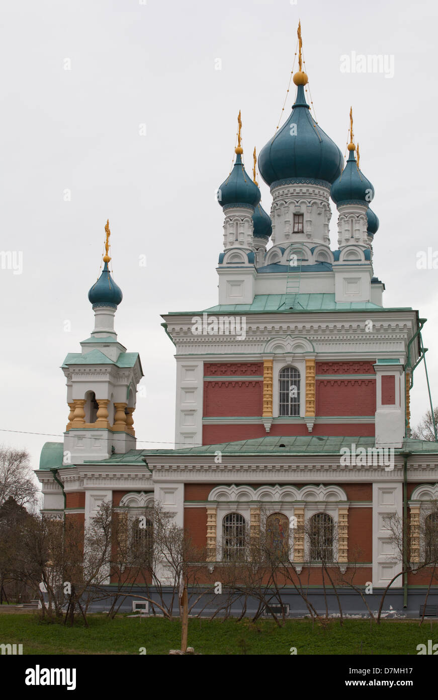 Chiesa dell'intercessione della Santa Vergine Maria in Marienburg, Gatchina, l'oblast di Leningrado, Russia. Foto Stock