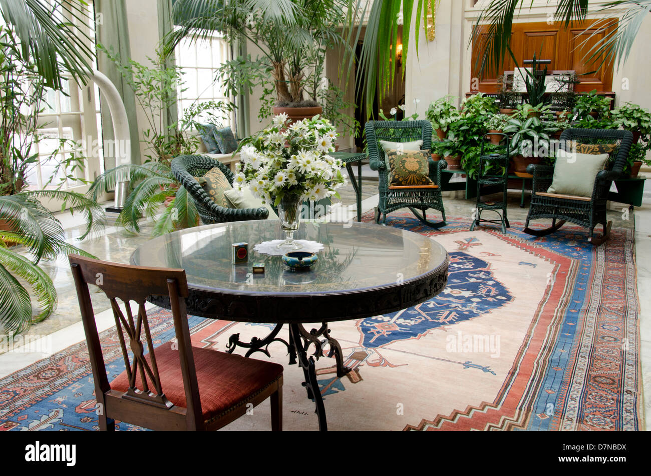 New York, Rochester. George Eastman House e il Museo Internazionale della Fotografia e dei film. Casa storica interno, veranda. Foto Stock