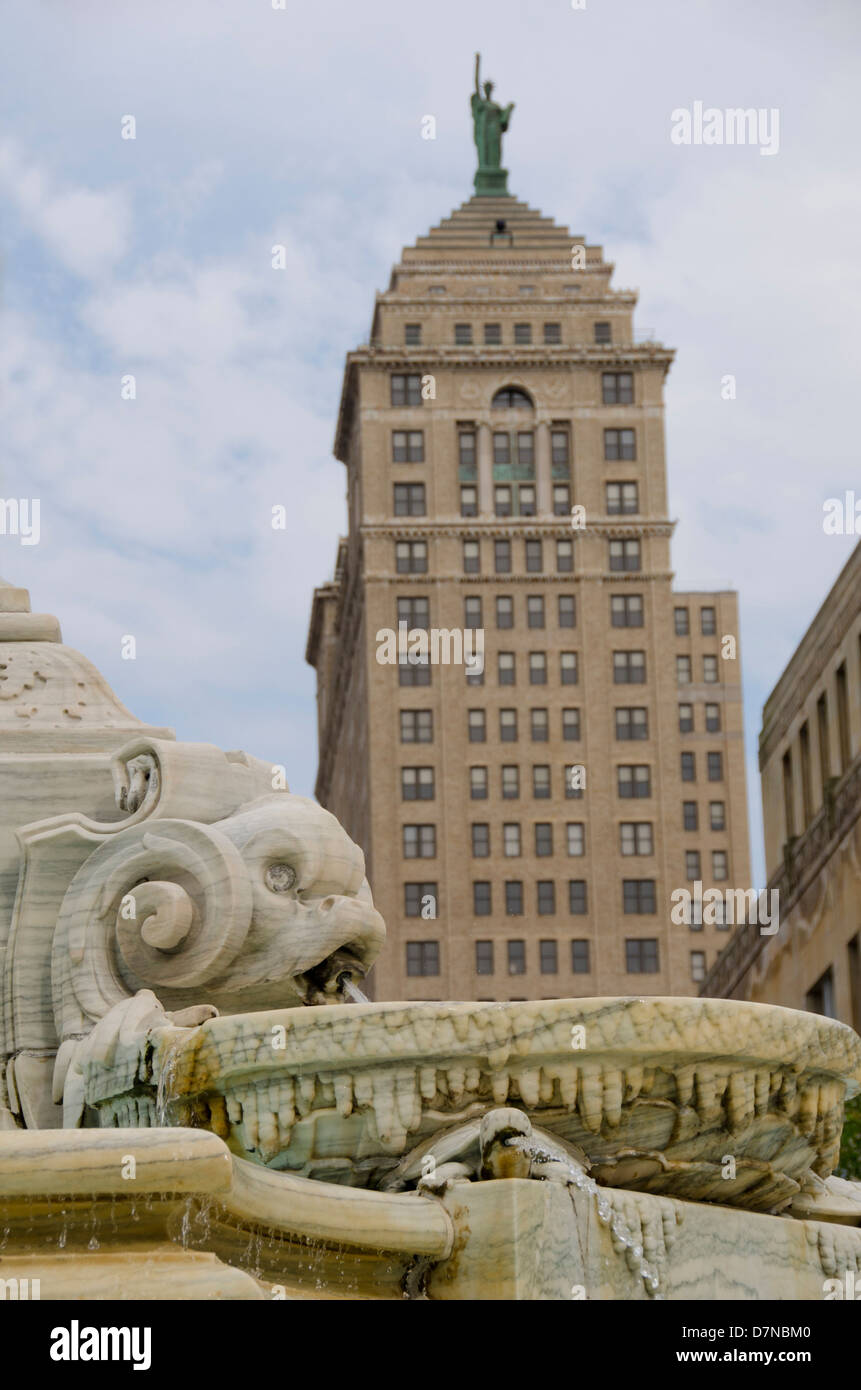 New York, Buffalo. Monumento e fontana dedicata a William McKinley M.. Foto Stock