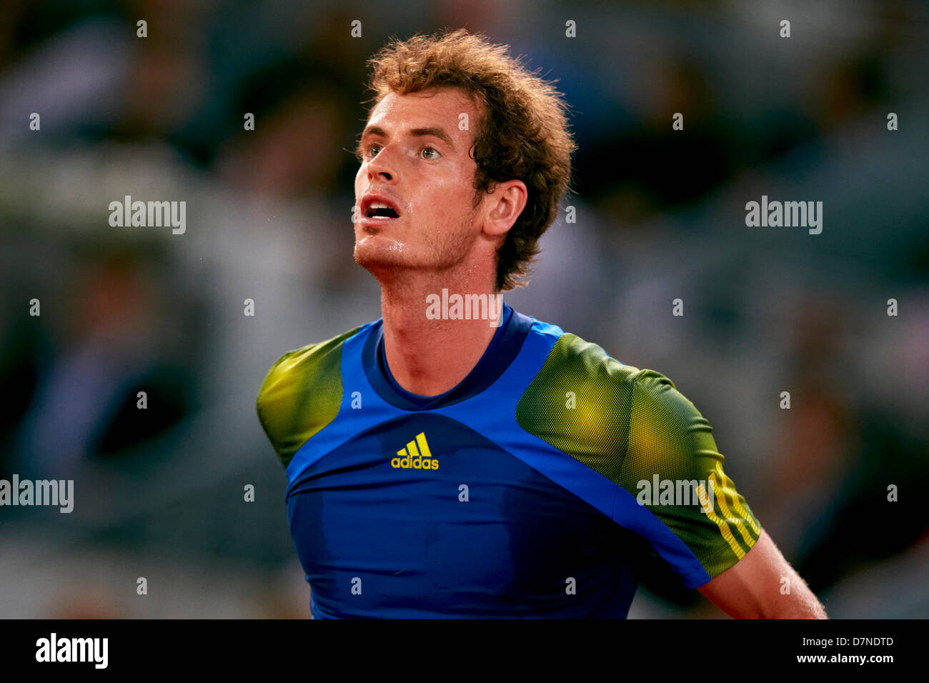 Madrid, Spagna. Il 10 maggio 2013. Andy Murray della Gran Bretagna si affaccia su durante il gioco tra Andy Murray della Gran Bretagna e Tomas BERDYCH della Repubblica ceca durante il giorno otto del Madrid Open da La Caja Magica. Credit: Azione Plus immagini di sport/Alamy Live News Foto Stock