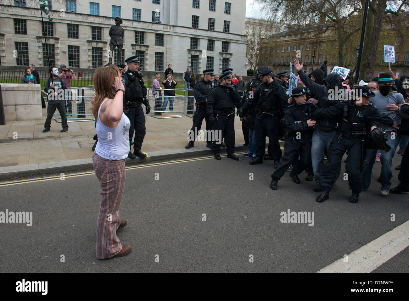 99% Giornata Internazionale contro l'austerità tenutasi il 04 maggio 2013 a partire da Trafalgar Square, Londra. Foto Stock