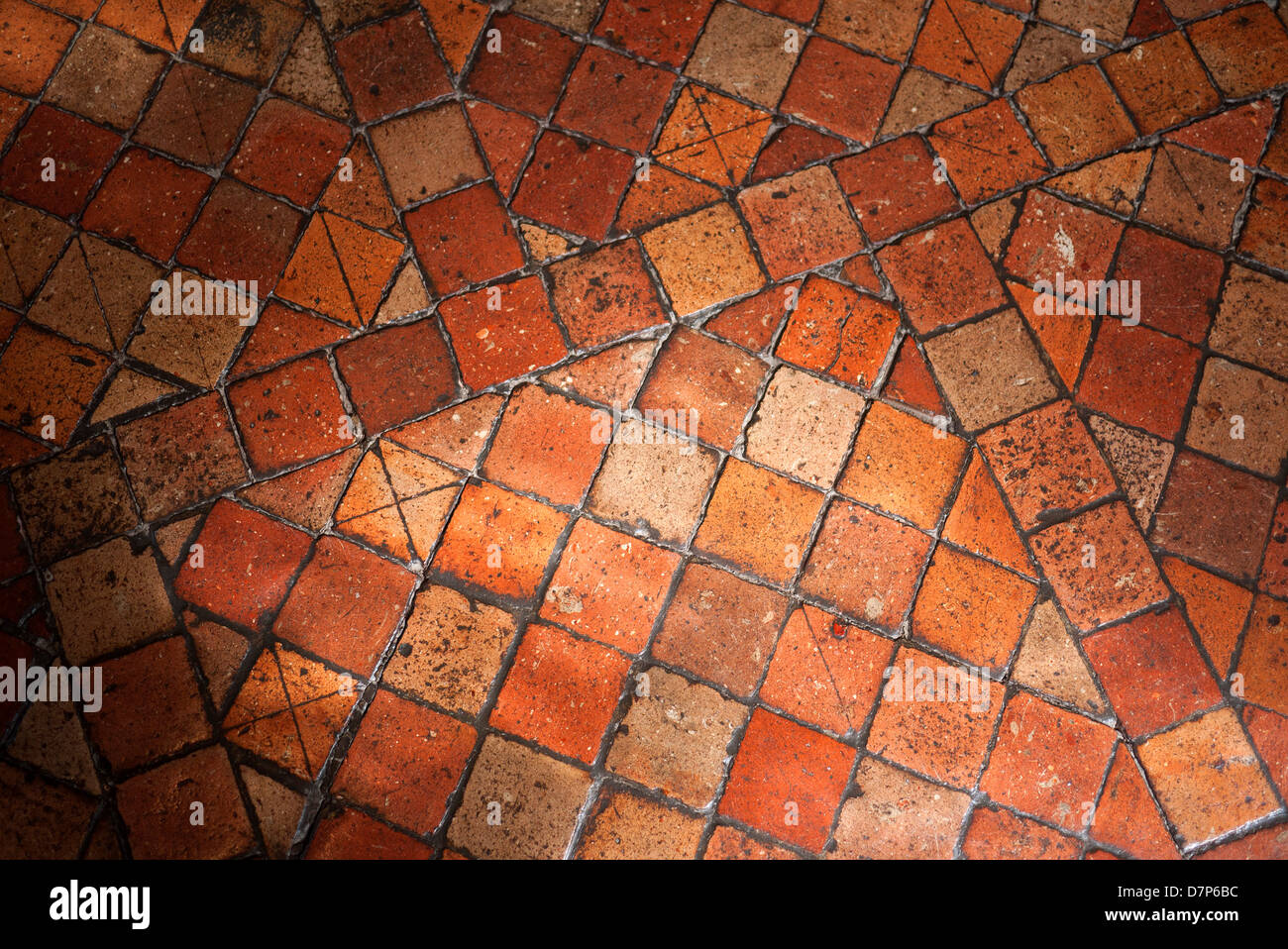 Antichi pavimenti con mattonelle di terracotta. Foto Stock