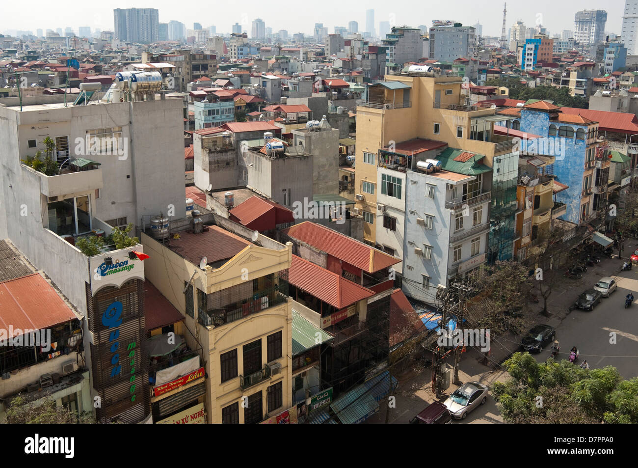 Antenna orizzontale cityscape sui tetti di Hanoi. Foto Stock