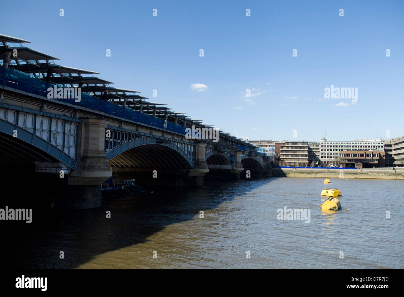 Un ponte in riparazione a Londra Foto Stock