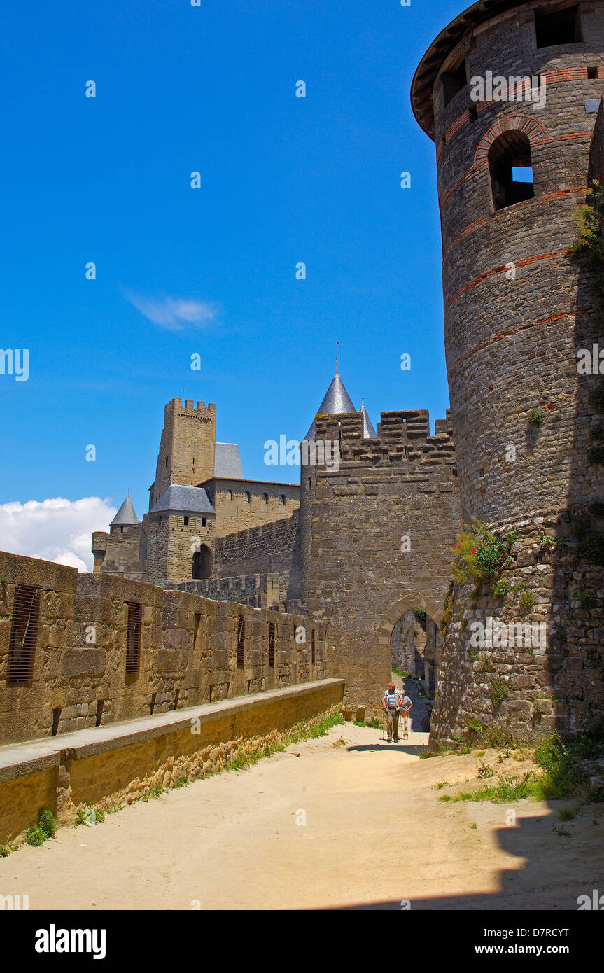 La Cité, Carcassonne città medievale fortificata. Aude, Languedoc-Roussillon, Francia Foto Stock