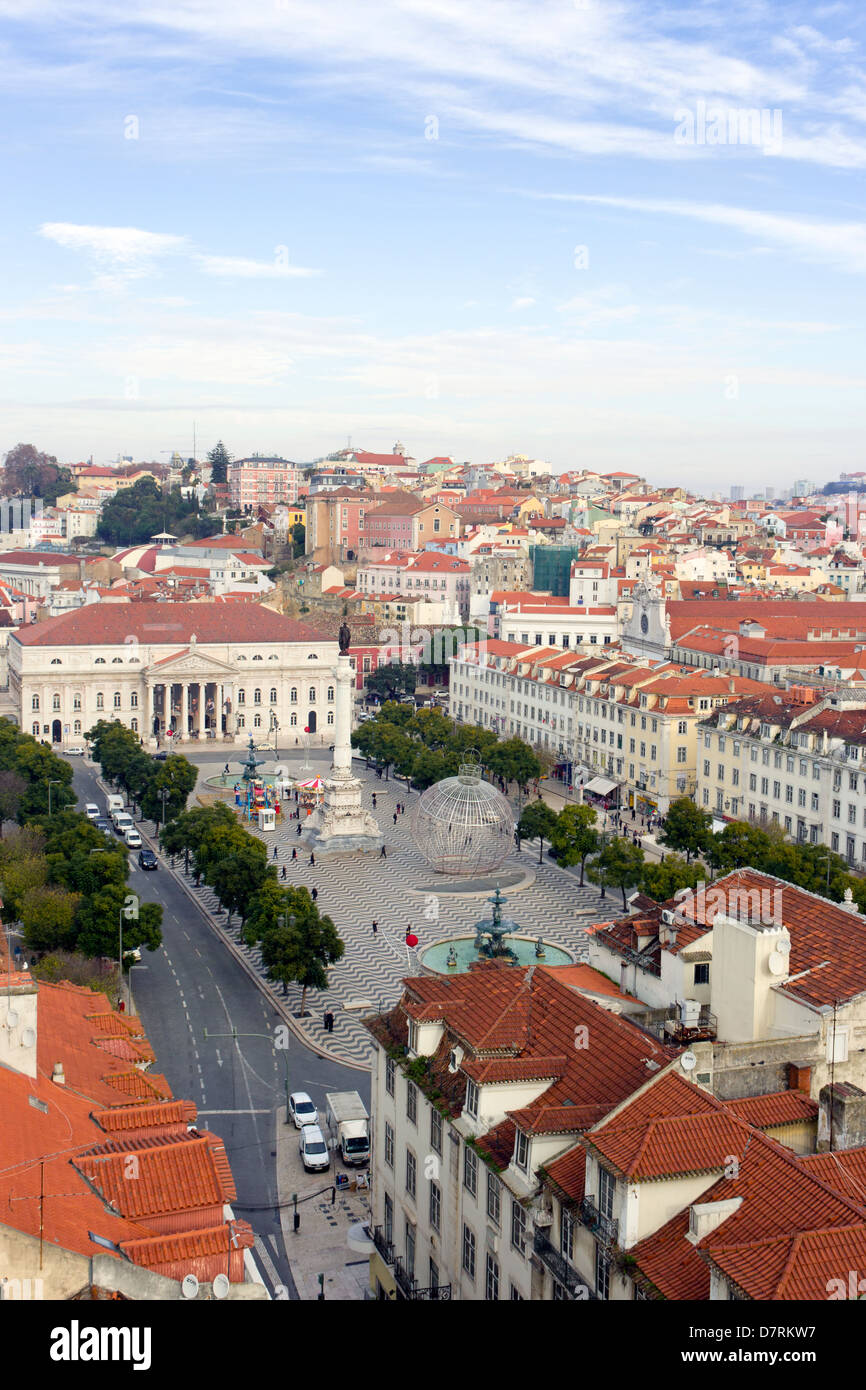 Lisbona, Portogallo. Vista aerea della piazza Rossio o Praça de Dom Pedro IV. Foto Stock