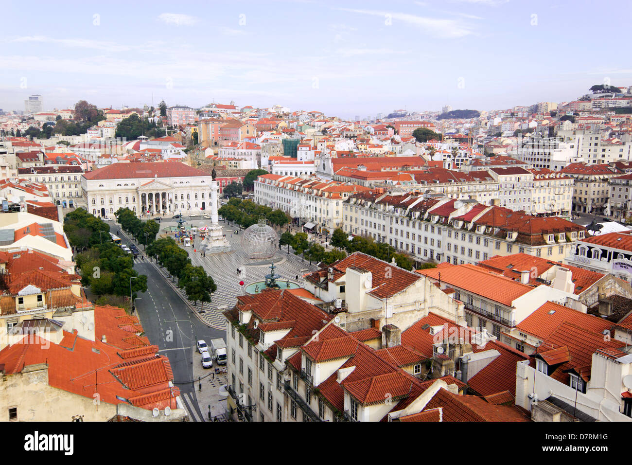 Lisbona, Portogallo. Vista aerea della piazza Rossio o Praça de Dom Pedro IV. Foto Stock