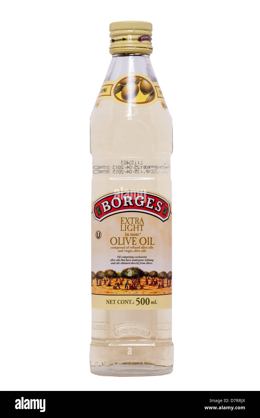 Una bottiglia di Borges extra light Olio d'oliva su sfondo bianco Foto Stock