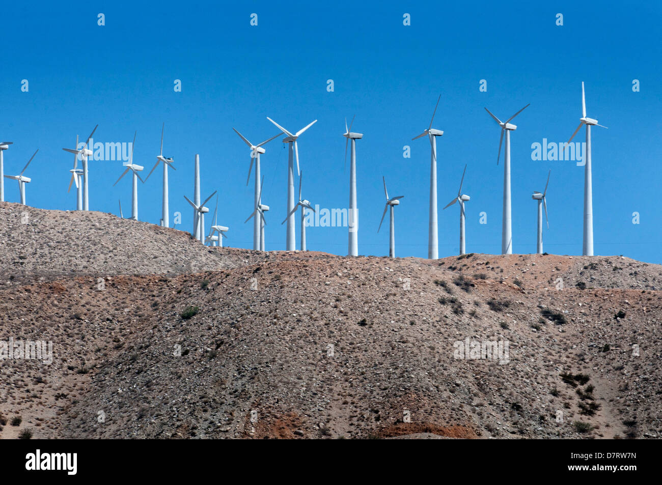 Fattorie eoliche sulla Interstate 10, vicino a Palm Springs, California. Foto Stock