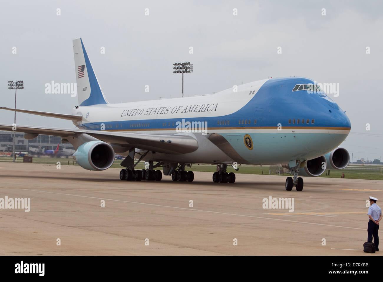 Air Force One, il velivolo ufficiale del Presidente degli Stati Uniti, terre di Austin in Texas nel mese di maggio per una visita ufficiale Foto Stock