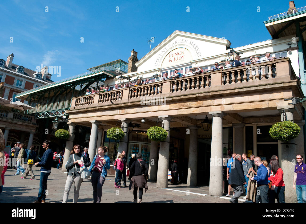 Mercato di Covent Garden, Punch & Judy, London, Regno Unito Foto Stock