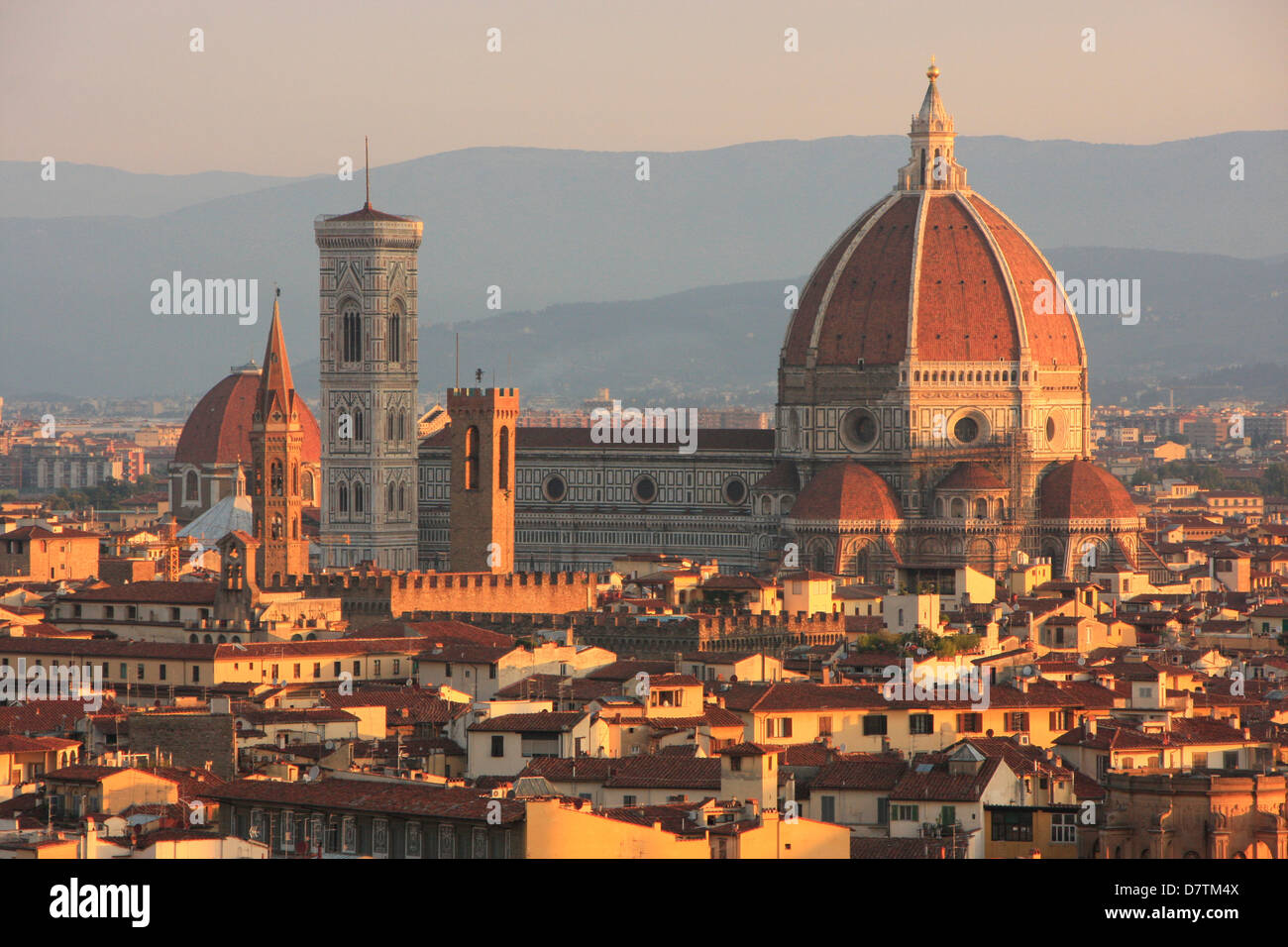 Skyline di Firenze che mostra il Duomo, Italia Foto Stock