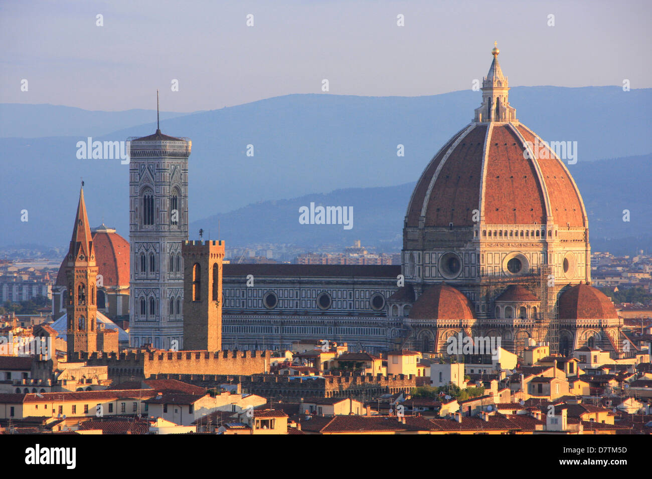 Skyline di Firenze che mostra il Duomo, Italia Foto Stock