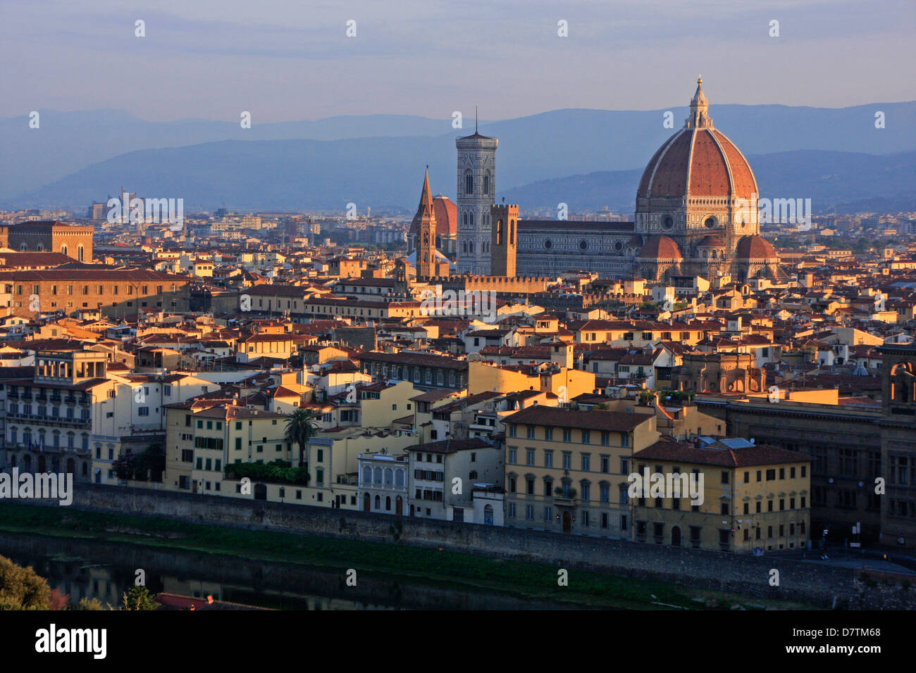 Skyline di Firenze che mostra il Duomo, Italia Foto Stock