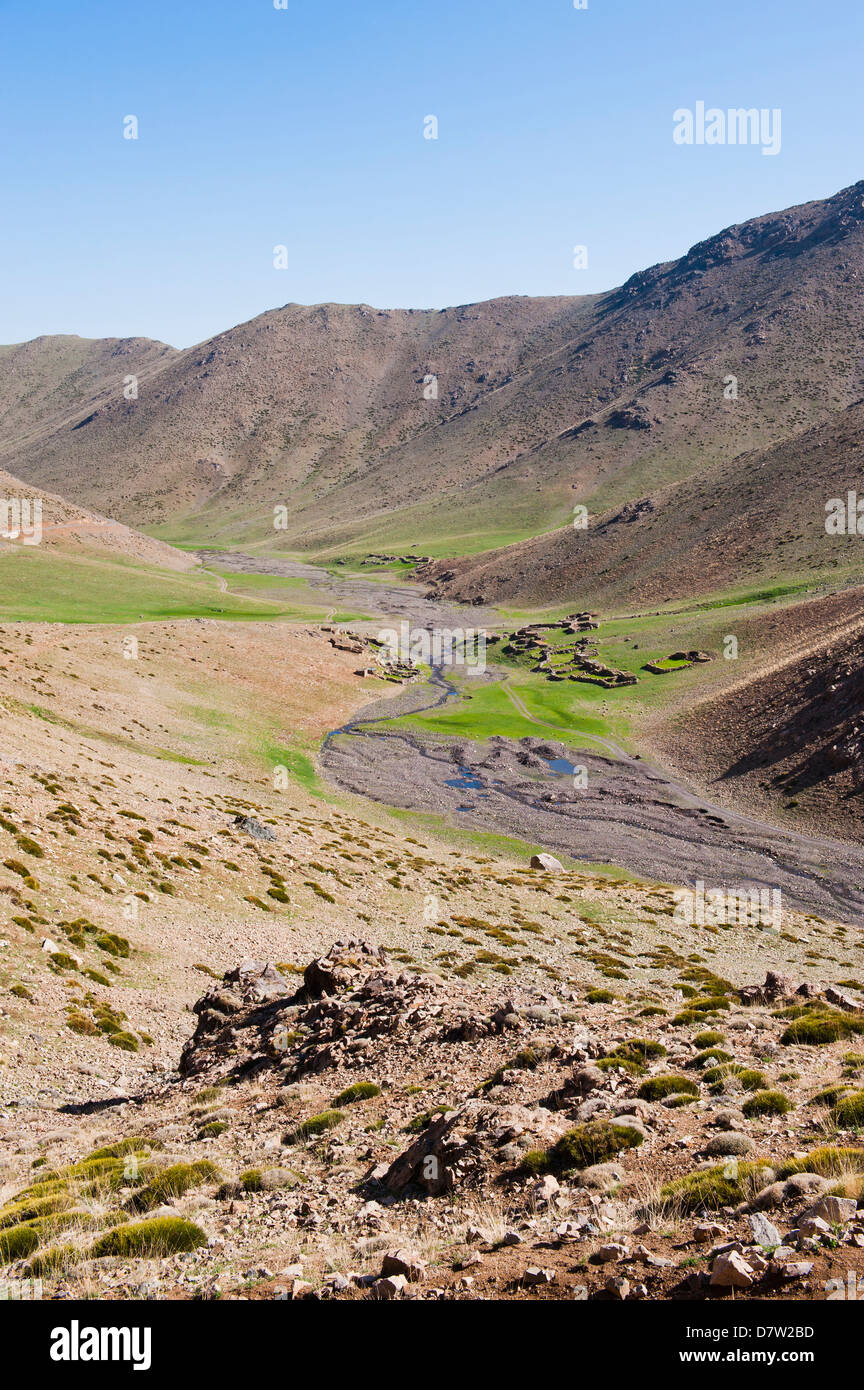 Villaggio berbero, Oukaimeden, Alto Atlante, Marocco, Africa del Nord Foto Stock