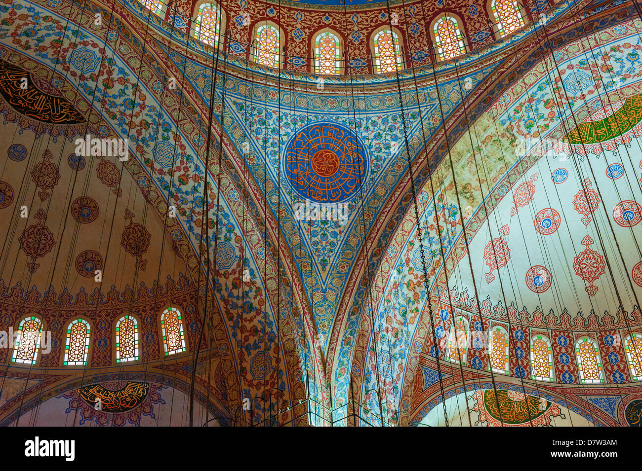 Interno, Sultan Ahmet Mosque (Moschea Blu), Istanbul, Turchia Foto Stock