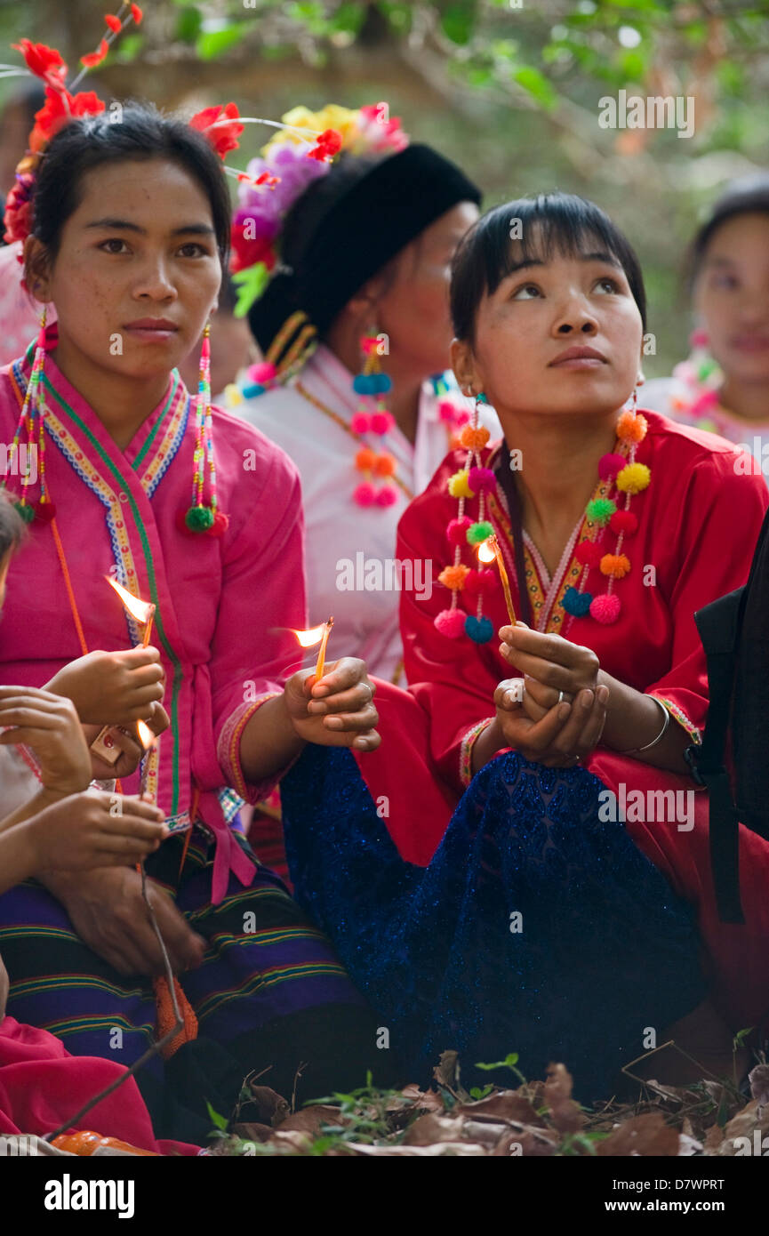 Bulang annuale di albero del tè cerimonia di culto sul Pa Ai Leng shan Foto Stock