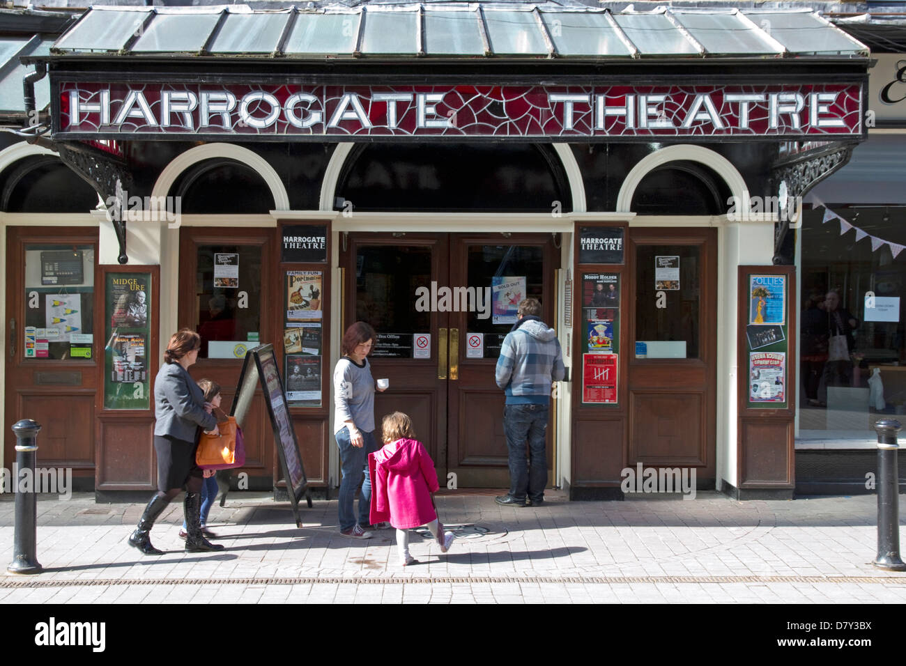 Harrogate Theatre, Oxford Street, Harrogate, North Yorkshire, Inghilterra, Regno Unito Foto Stock