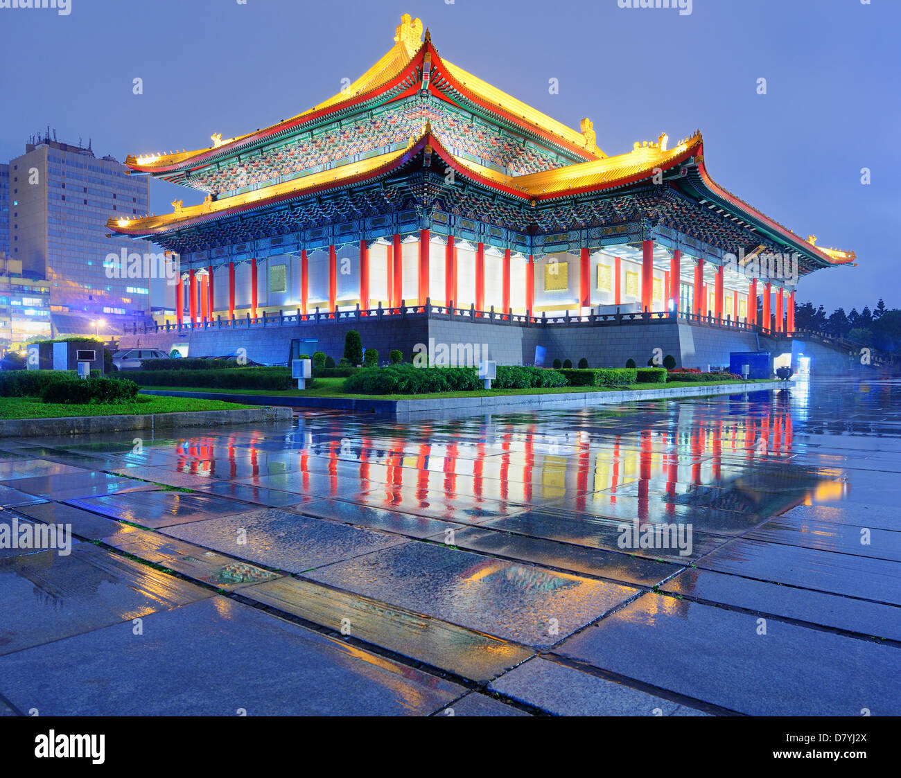 Teatro Nazionale di Taiwan in Piazza Libertà, Taipei, Taiwan. Foto Stock