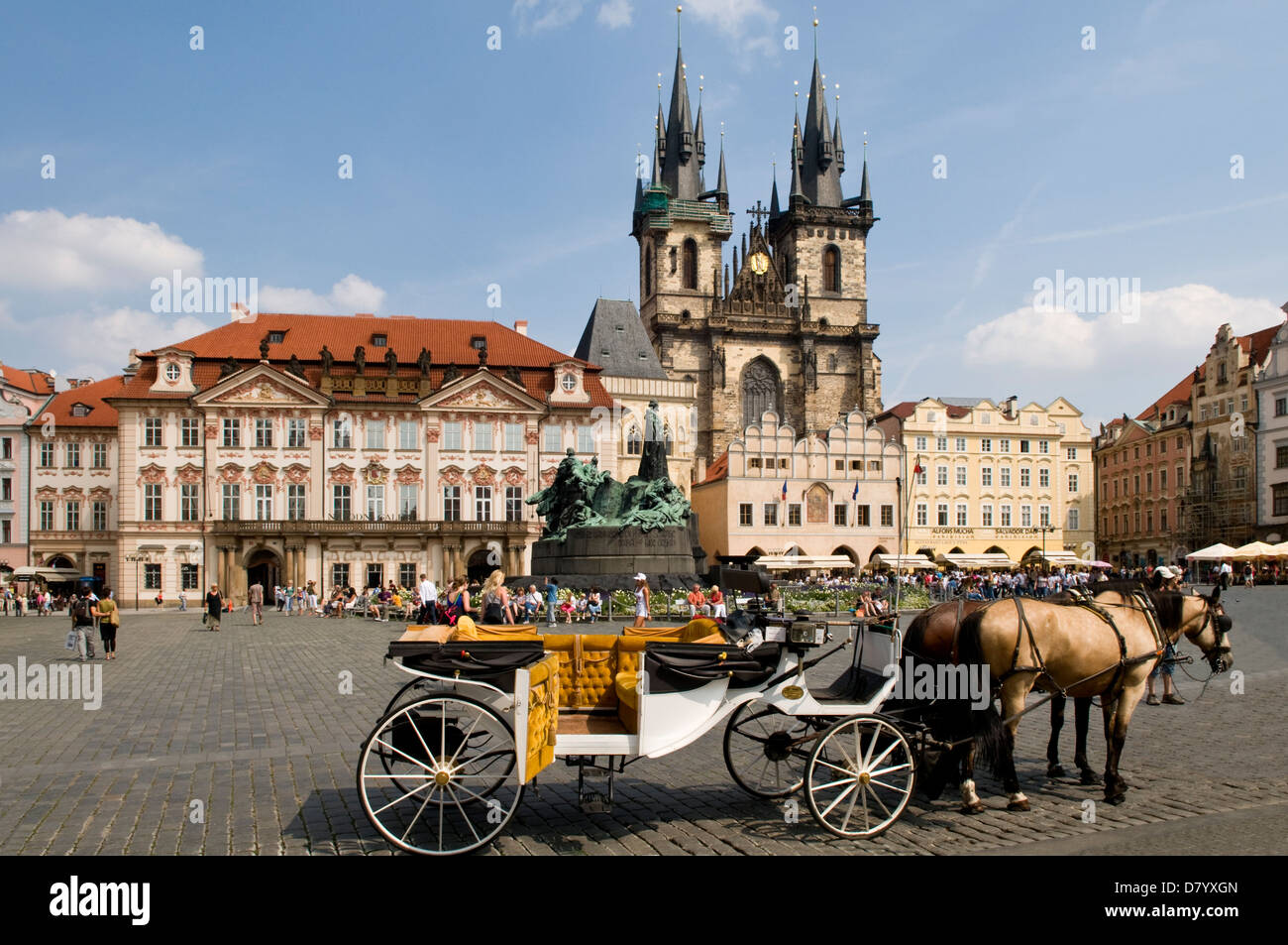 La chiesa di Nostra Signora di Tyn, Old Square, Praga, Repubblica Ceca Foto Stock