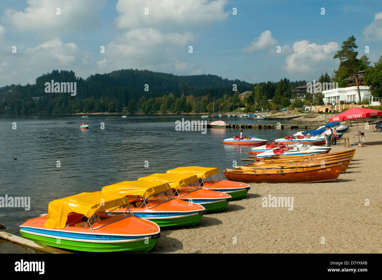 Barche a Titisee, questo Land, Germania Foto Stock
