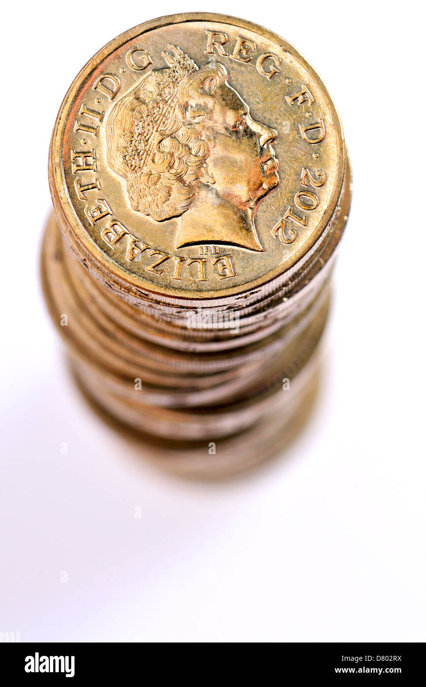 Pila di British £1 monete Foto Stock