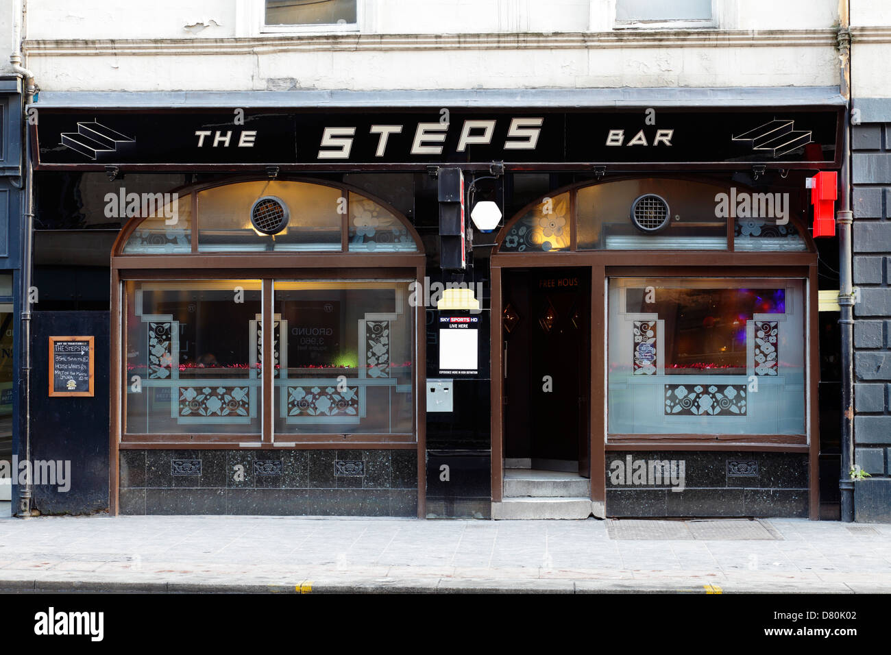 Le fasi Bar su Glassford Street nel centro della città di Glasgow, Scotland, Regno Unito Foto Stock