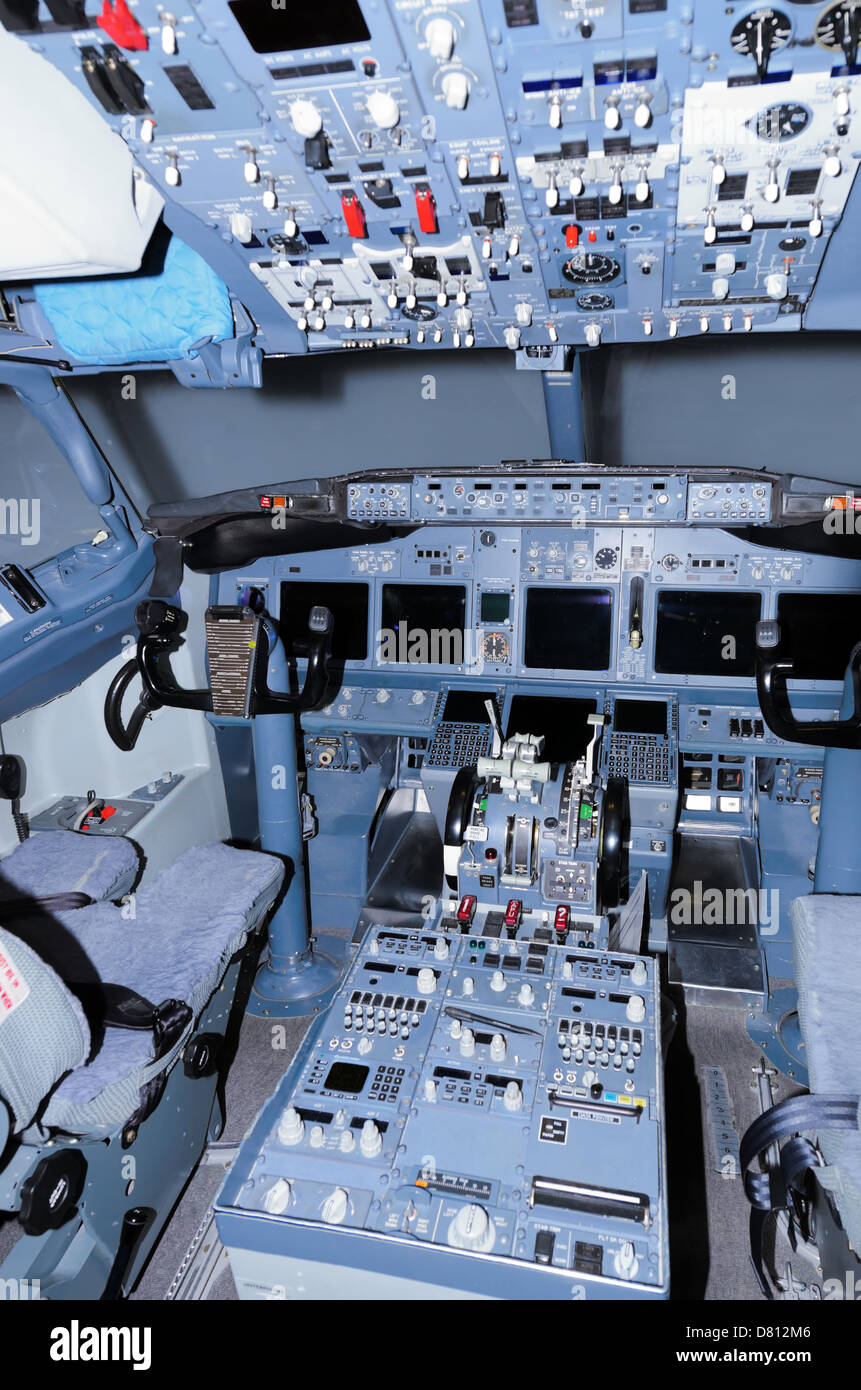 Calgary Canada Ottobre 6th 2012 Cockpit Di Boeing 737 800