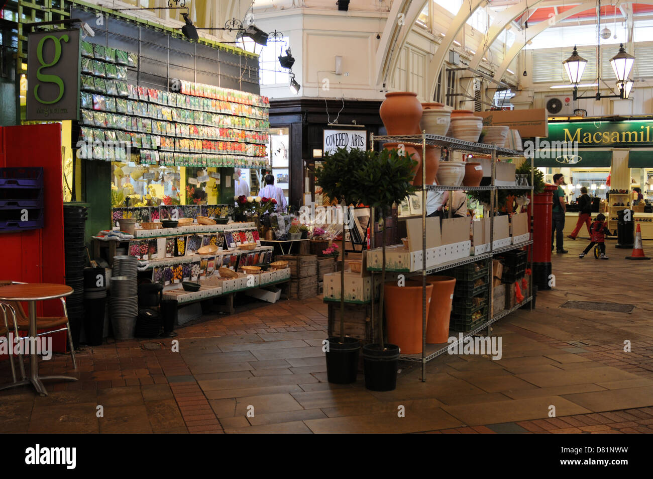 Pressione di stallo di fiorista, mercato coperto, Oxford Foto Stock