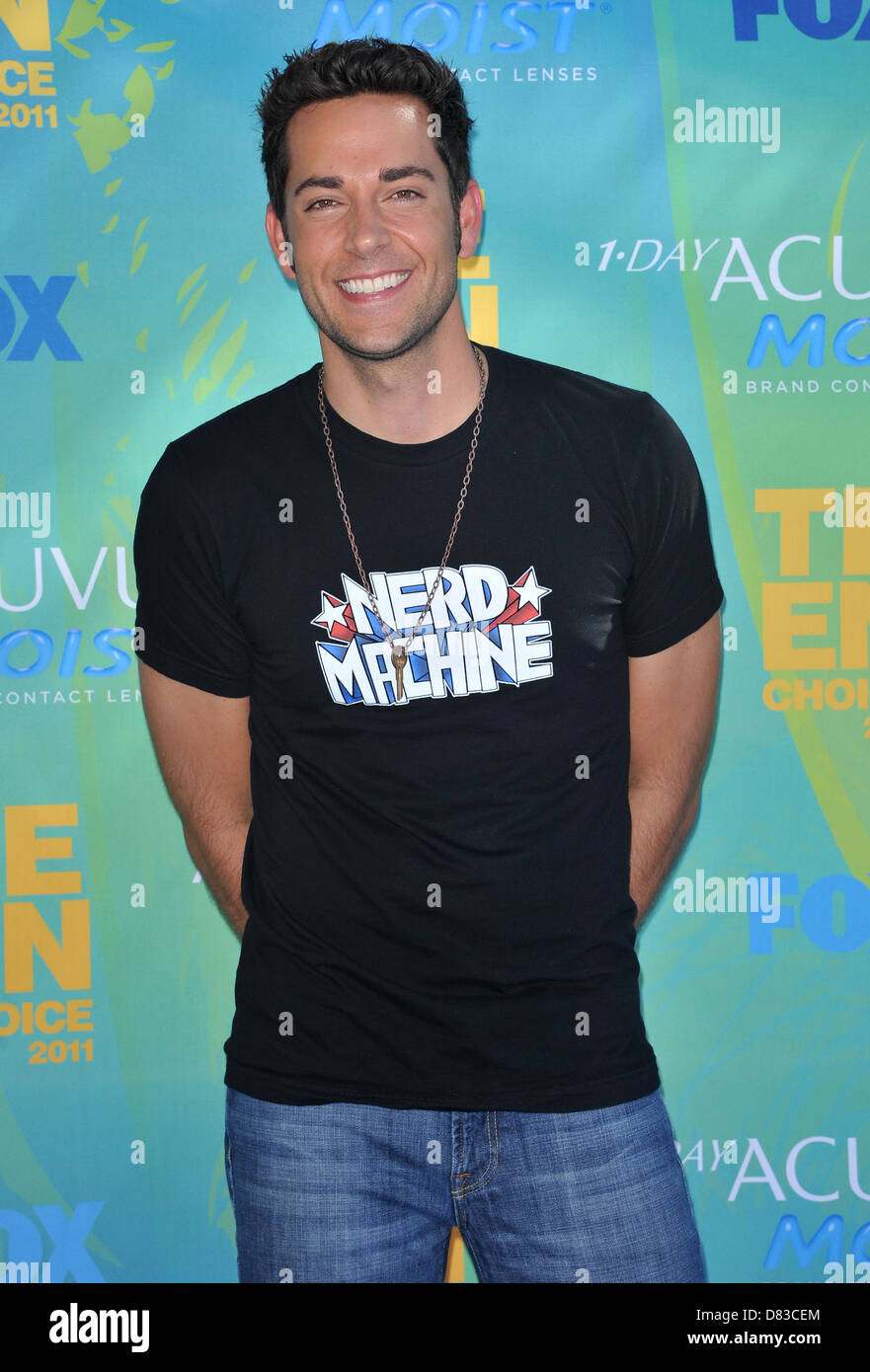 Zachary Levi 2011 Teen Choice Awards tenutosi presso l'Anfiteatro Gibson CITTÀ UNIVERSALE, California - 07.08.11 Foto Stock