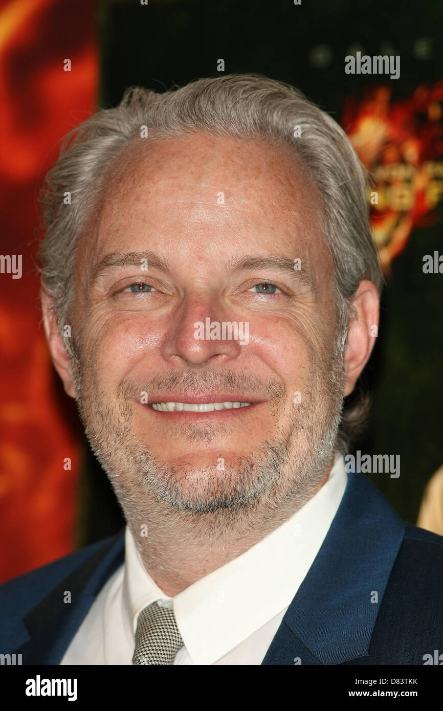 FRANCIS LAWRENCE la fame di giochi: incendio. PHOTOCALL. FESTIVAL DI CANNES 2013 CANNES Francia 18 Maggio 2013 Foto Stock