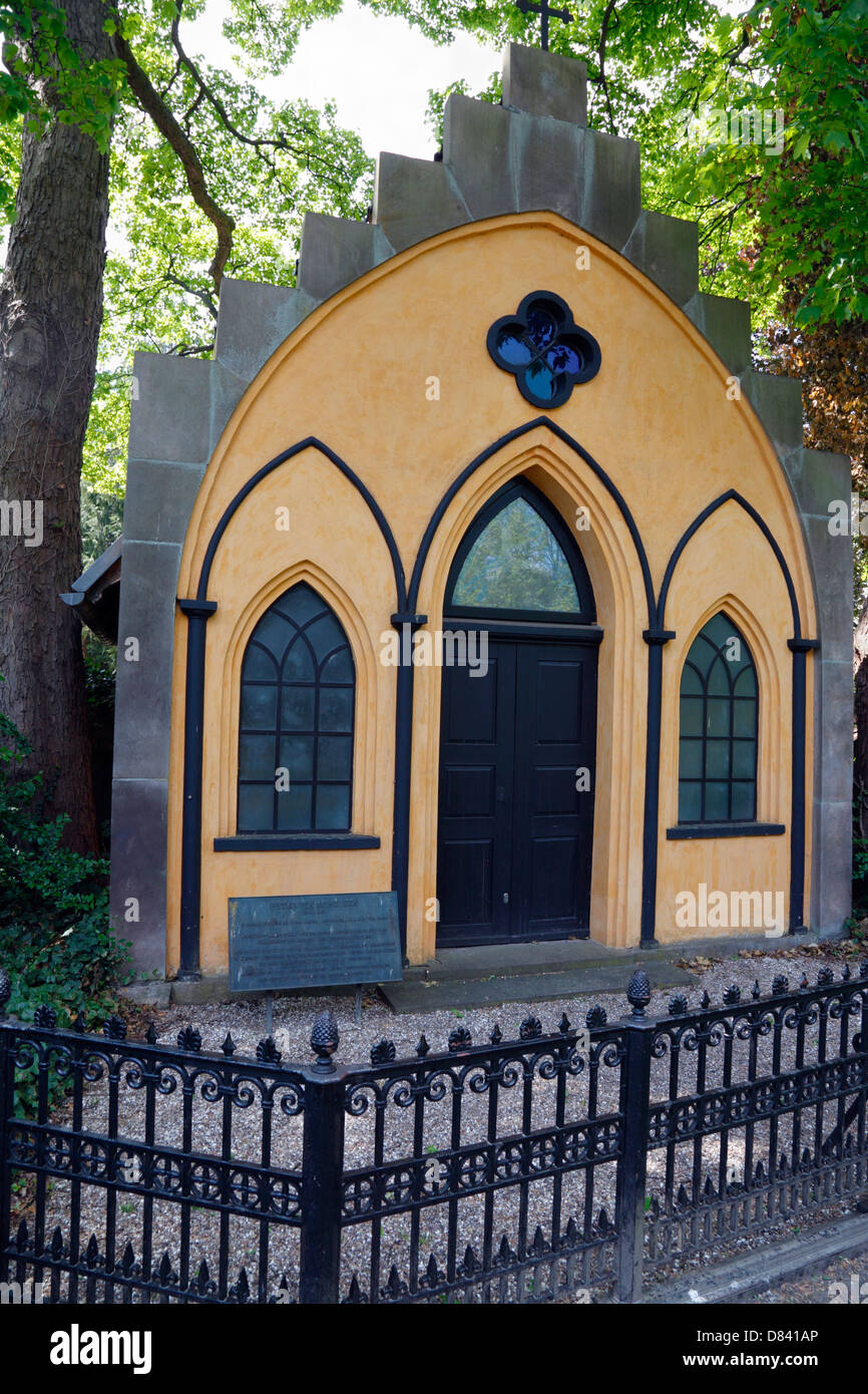 Il luogo di sepoltura e cappella del Governatore Generale Peter von Scholten nel cimitero di Assistens a Copenhagen, in Danimarca. Foto Stock