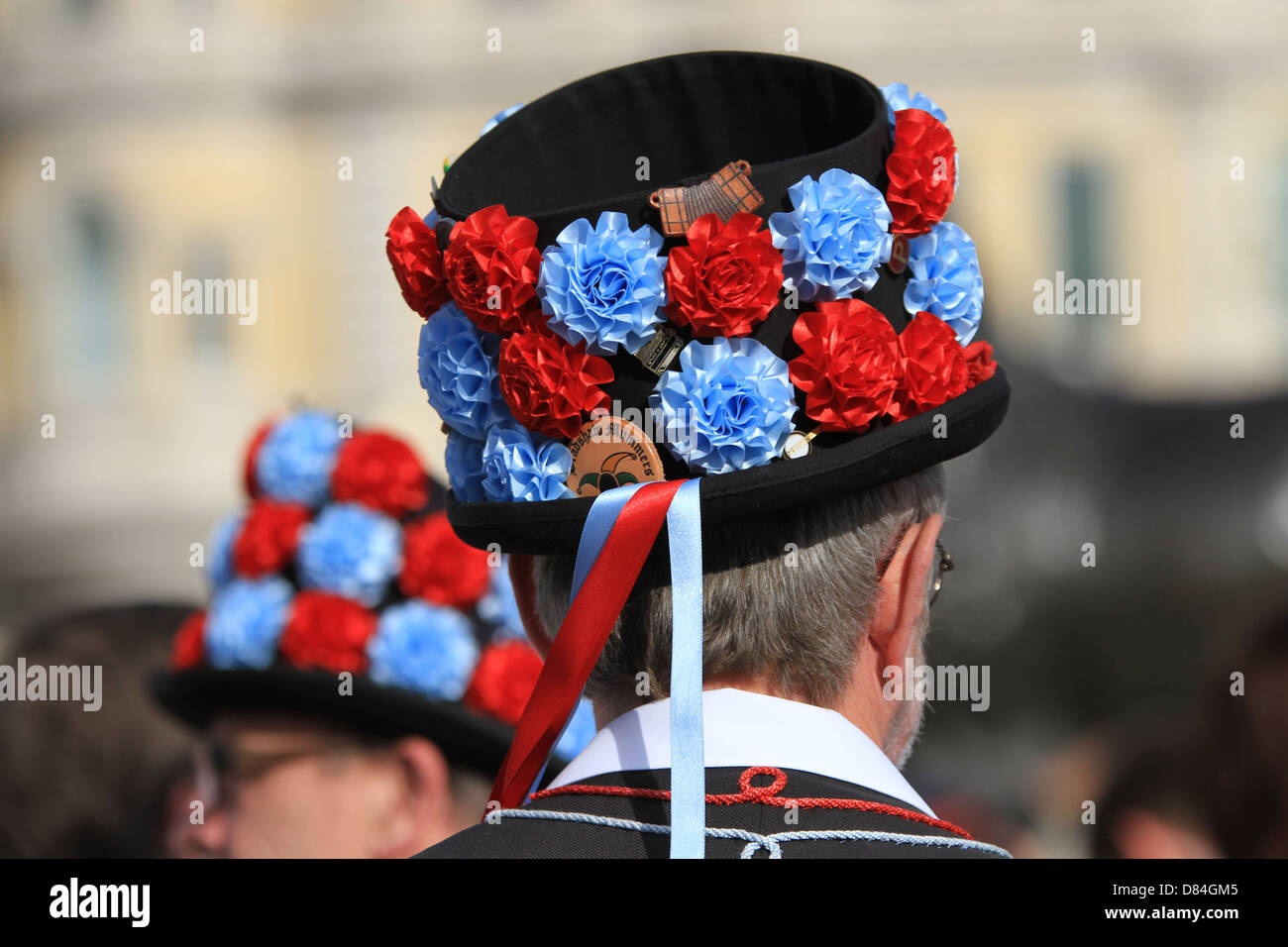 Chester City Morris ballerini a Westminster Morris uomini Giorno della Danza 2013 in Trafalgar Square a Londra. Foto Stock