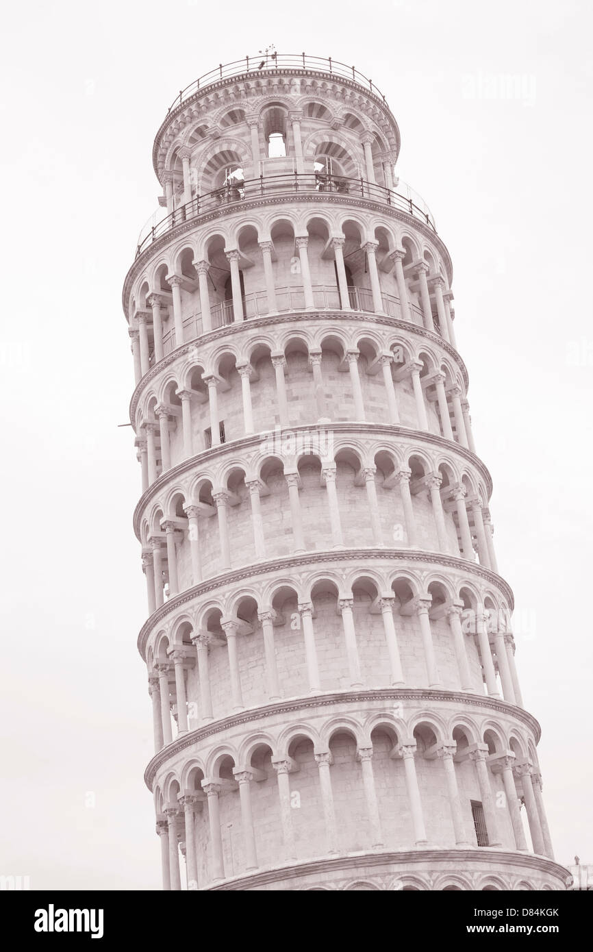 Torre pendente di Pisa, Italia in bianco e nero tonalità seppia Foto Stock