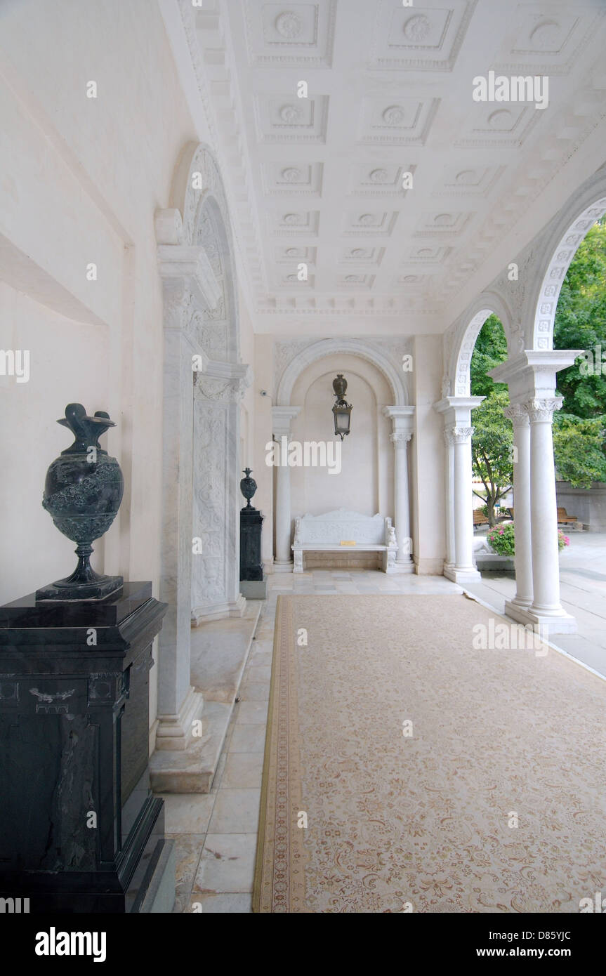 Ingresso al Grand Livadia Palace - palazzo estivo dell'ultimo Imperiale Russa di famiglia Foto Stock