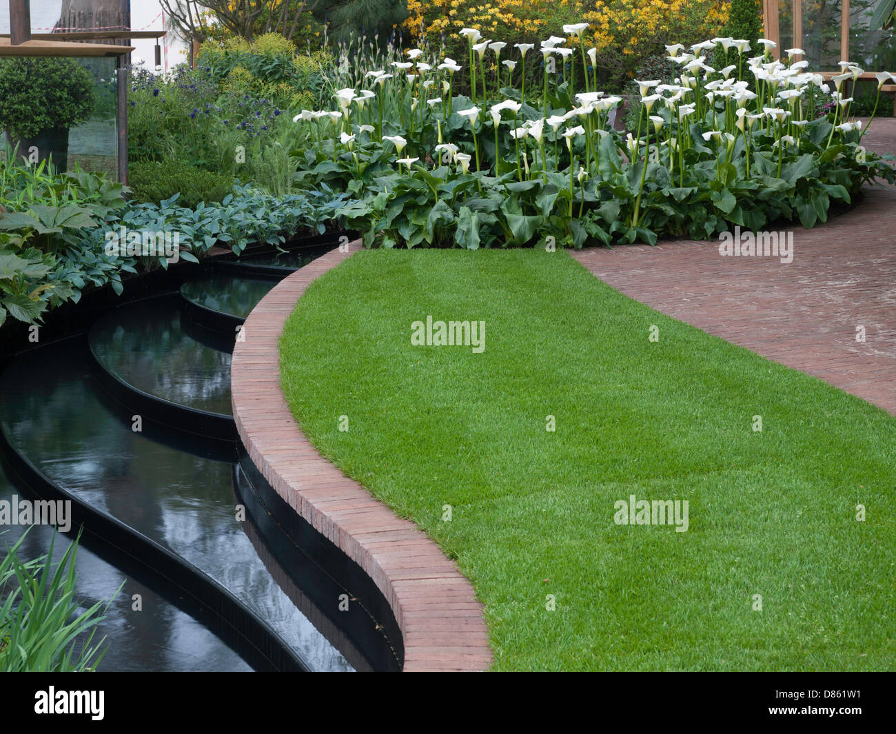 Londra, Regno Unito. Il 20 maggio 2013. Il Chelsea Flower Show. Nella foto: l'East Village Garden. Londra, UK Credit: Ian Thwaites/Alamy Live News Foto Stock