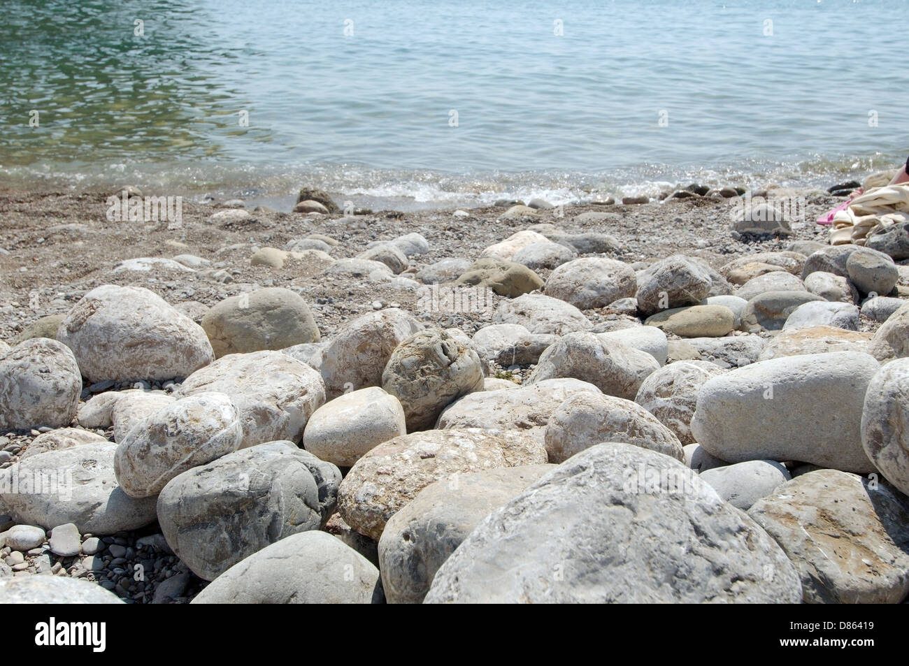 Spiaggia rocciosa, Yalta, Crimea, Ucraina, Europa orientale Foto Stock