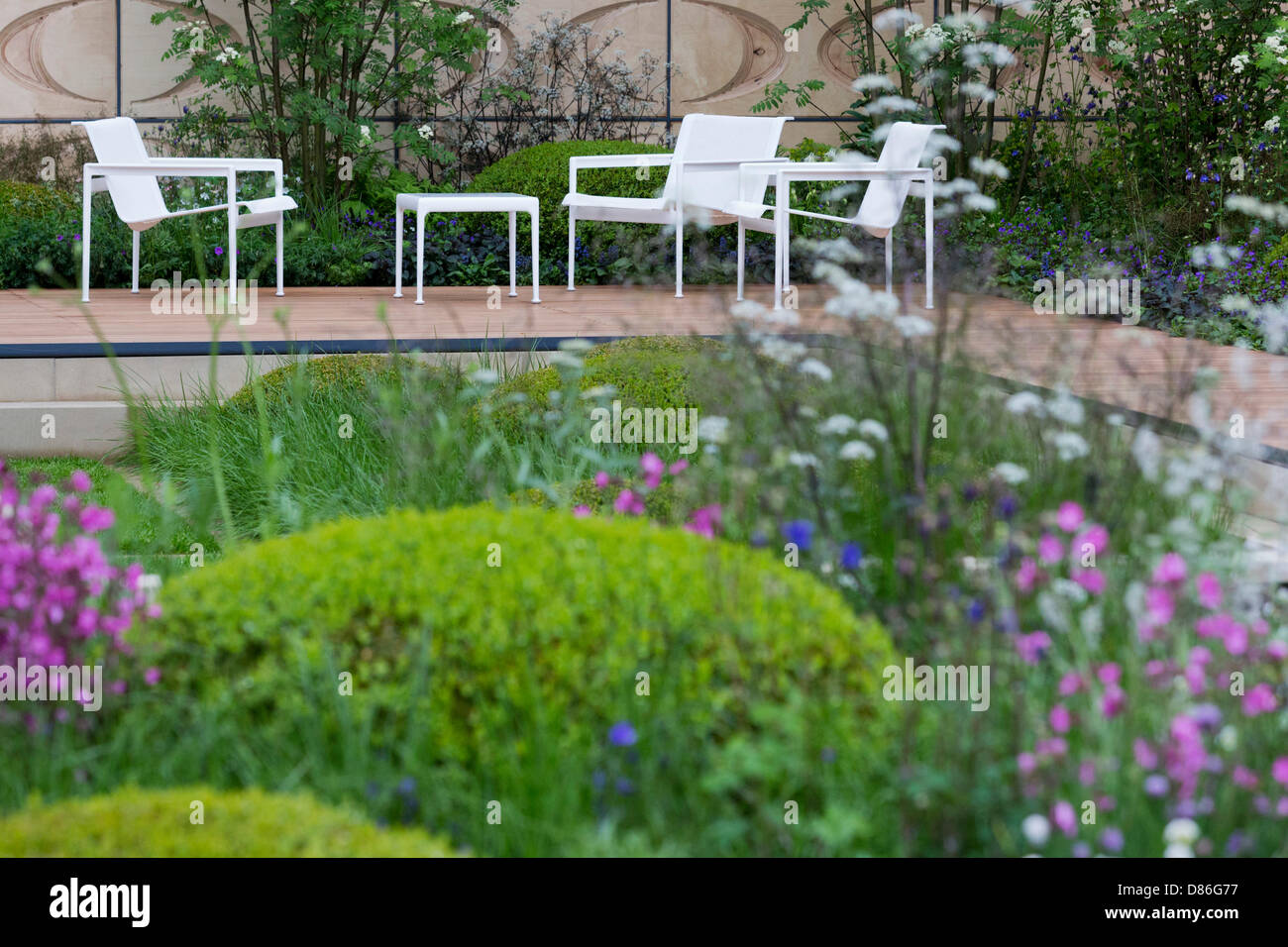 Londra, UK, 18 maggio 2013. Visualizza giardino. Premere Anteprima giorno della RHS Chelsea Flower Show di Londra. Foto: Nick Savage/Alamy Live News Foto Stock