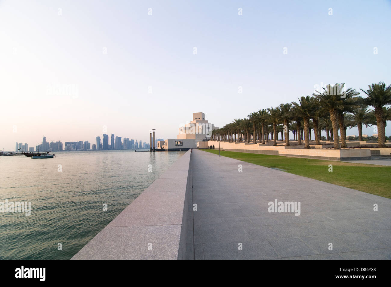 Il museo di arte islamica in Doha Corniche. Foto Stock