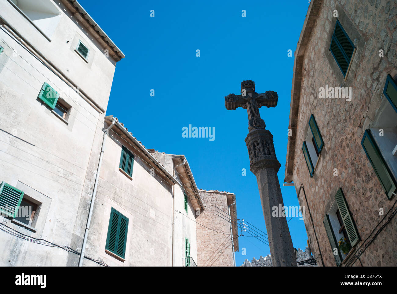 Isole Baleari Cristianesimo Mallorca Spagna Valdemossa croce città vecchia Foto Stock