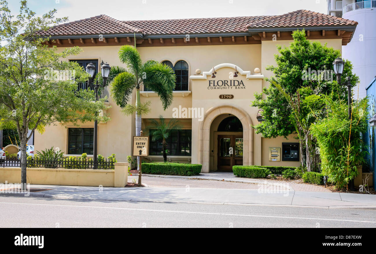 Florida Banca Comunitaria sulla strada principale di Sarasota Foto Stock