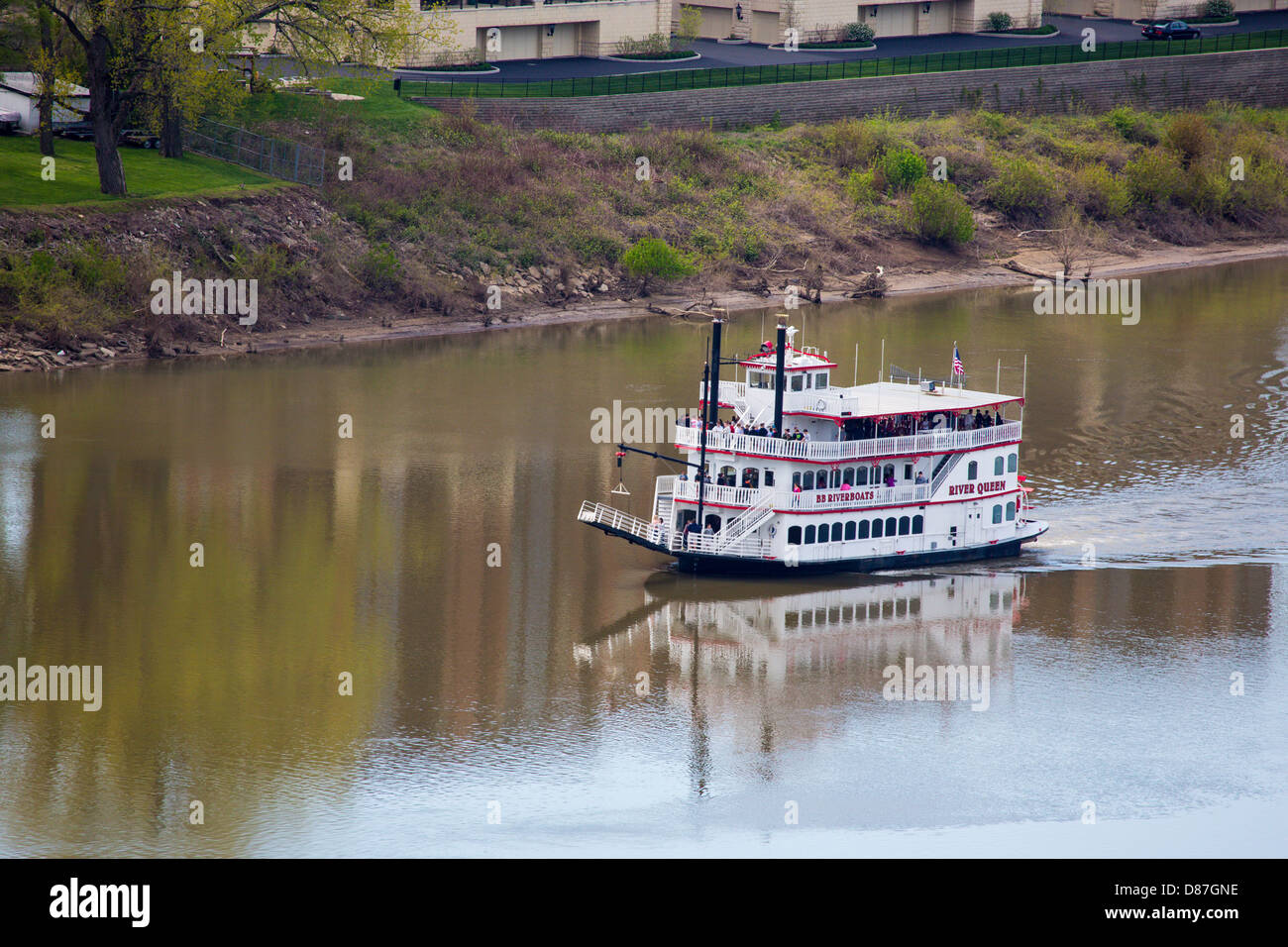 Riverboat sightseeing tour in barca nel fiume Ohio tra Covington Kentucky e Cincinnati in Ohio Foto Stock
