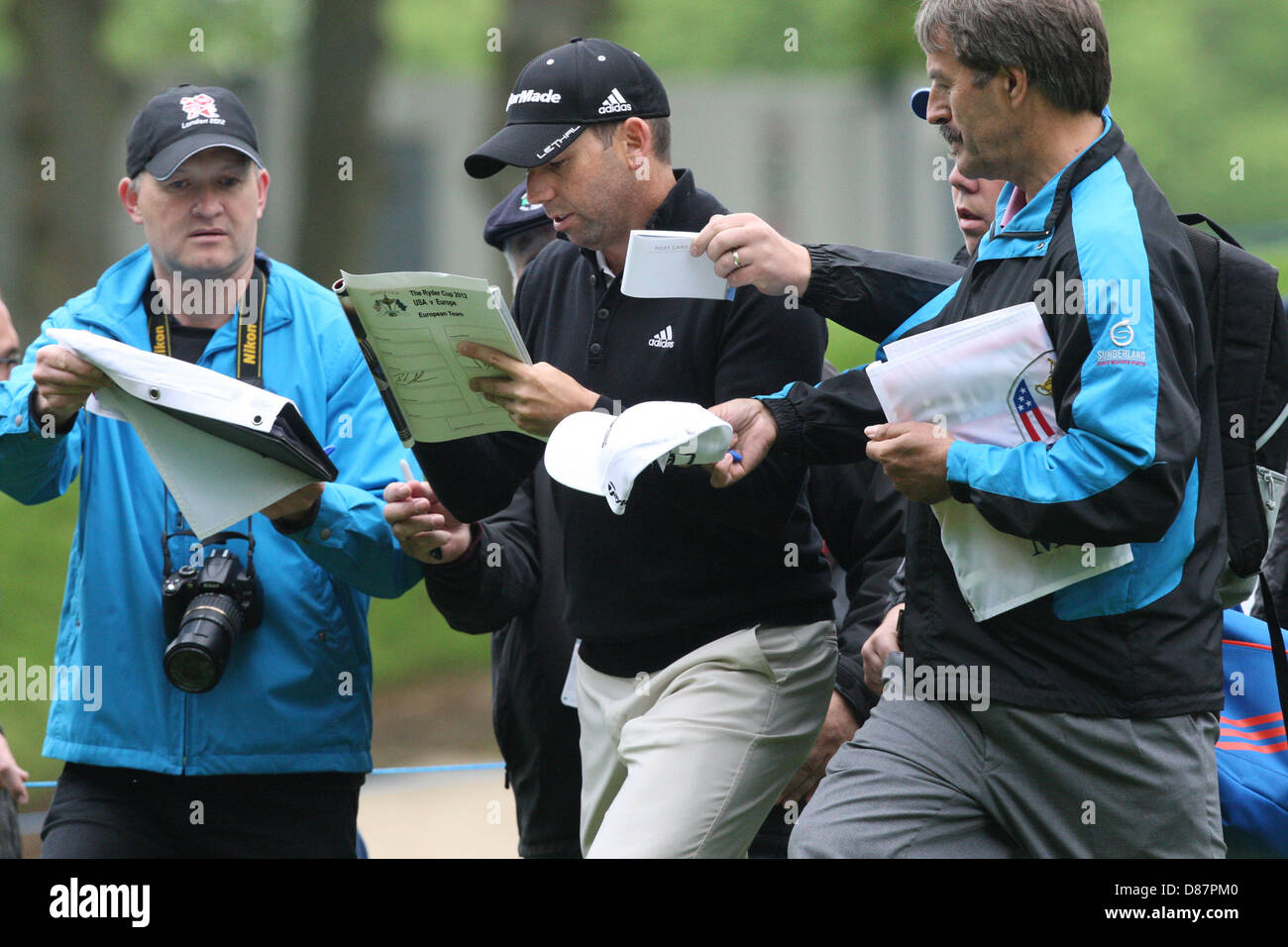 21.05.2013 Wentworth, Inghilterra. Sergio Garcia durante la pratica davanti alla BMW PGA Championships. Foto Stock