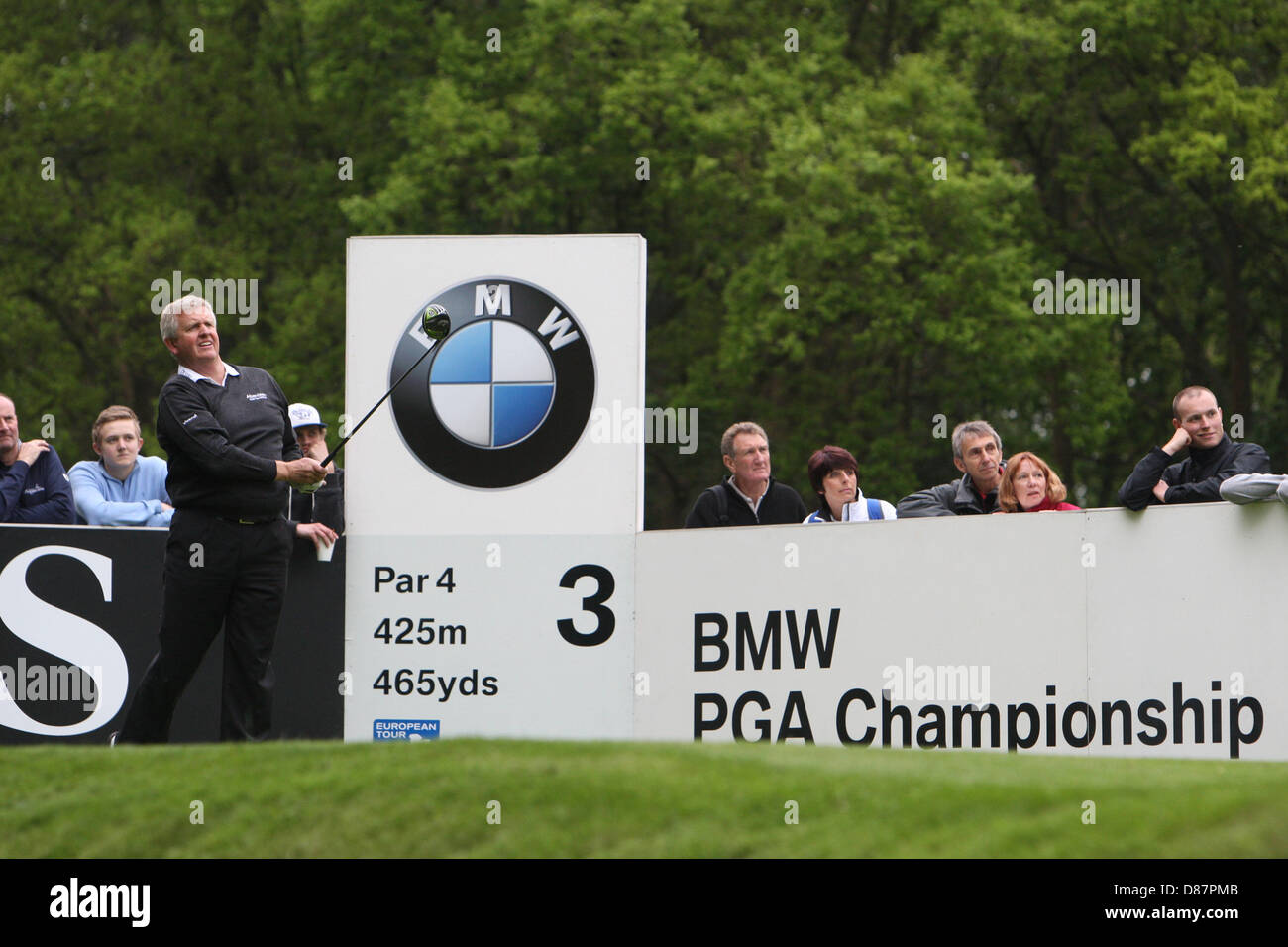 21.05.2013 Wentworth, Inghilterra. Colin Montgomerie durante la pratica davanti alla BMW PGA Championships. Foto Stock