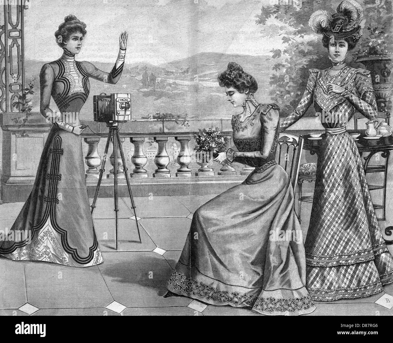 ELEGANTE DONNA PHOTOING Foto Stock