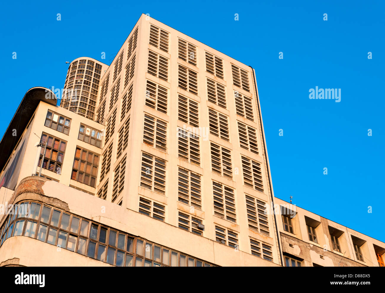 Il vecchio edificio dal punto di vista del mouse Foto Stock