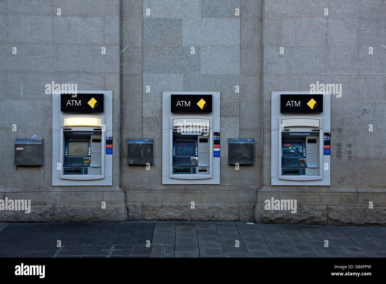 Commonwealth Bank ATM, Bancomat in street , Australia Occidentale Foto Stock