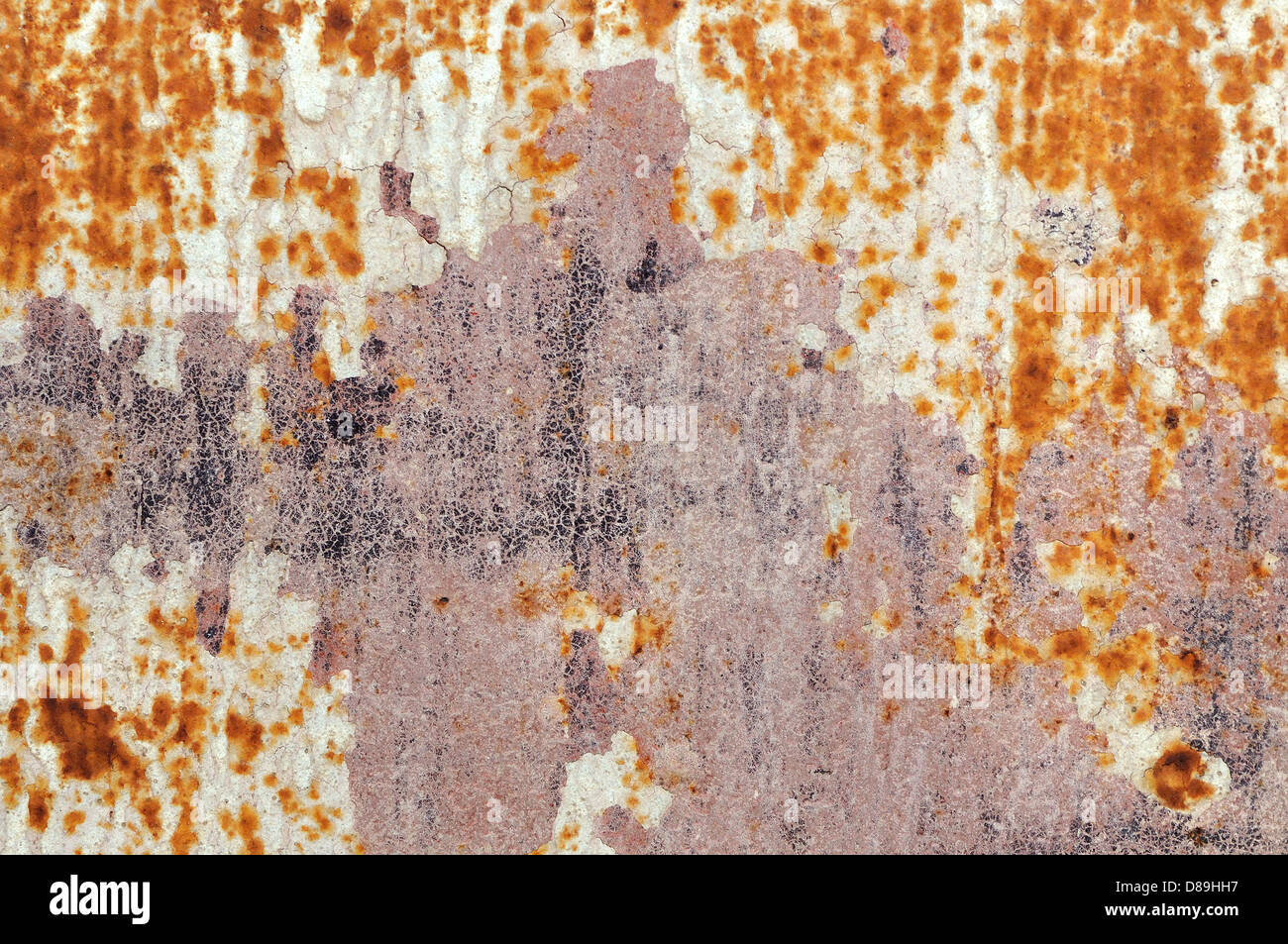 Tagliò vernice metallo arrugginito superficie. Abstract texture di ferro dello sfondo. Foto Stock