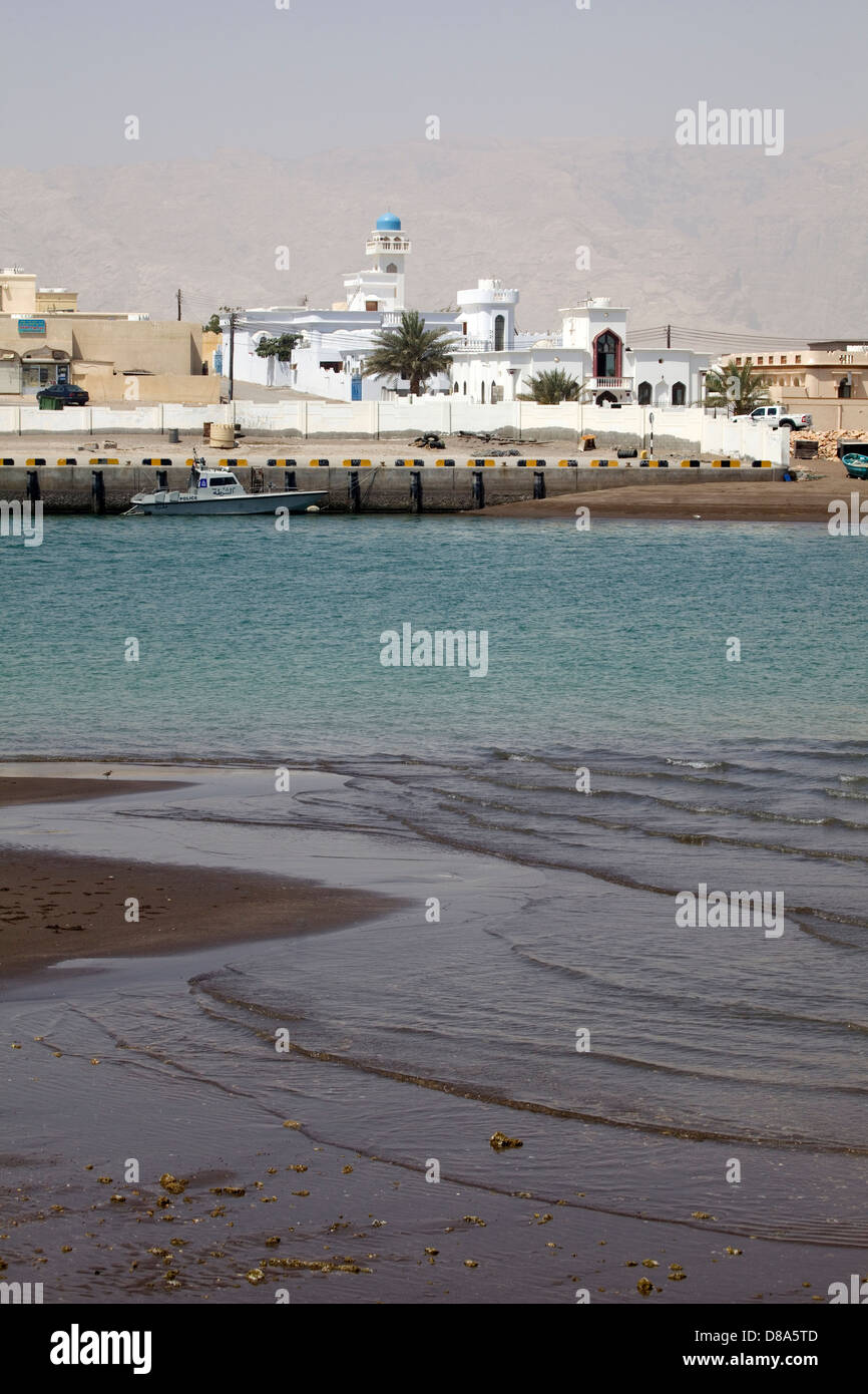Villaggio di pescatori che si trova fuori Salalah, Oman. Foto Stock